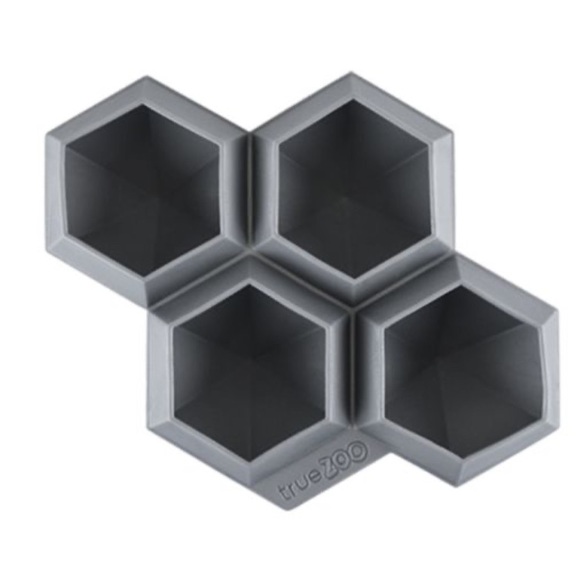 Jumbo Iced Out-diamond ice cube tray/use also for jello shots or soap making-NEW - Picture 3 of 9